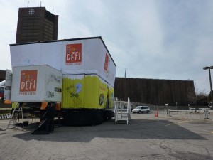 Le Véhicube dans le stationnement de R-C Le Véhicube dans le stationnement de R-C
